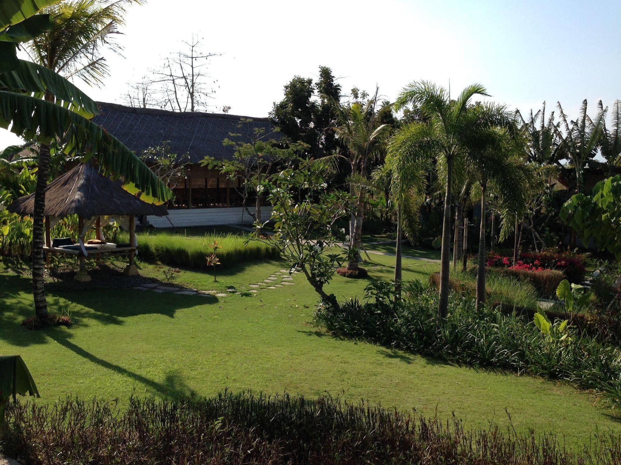 Ekas Breaks Hotel Luaran gambar